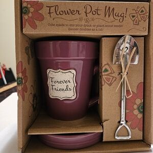 DIVINITY Flower Pot Mug - Raspberry "Forever Friends" . NWOT